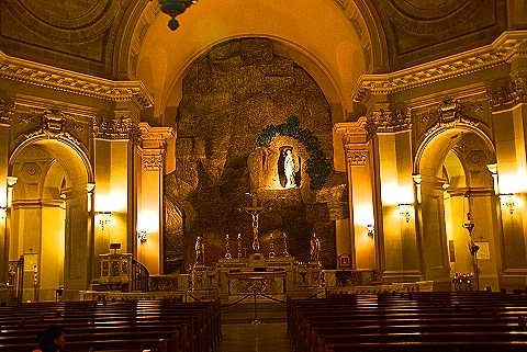 NY-Notre_Dame-01.JPG