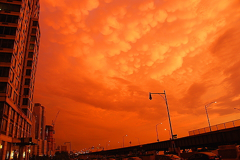 NY-NY-Red_Clouds_Over_Westside_Highway_at_Trump_Place-01.JPG