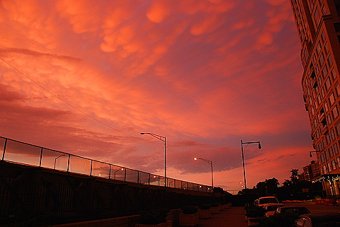 NY-NY-Red_Clouds_Over_Westside_Highway_at_Trump_Place-09.JPG