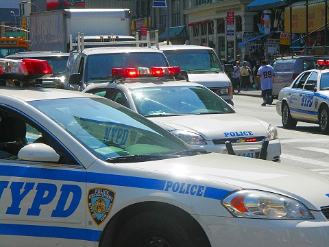 NY-NYPD-Street_Fight_at_Canal_and_Broadway-15.JPG