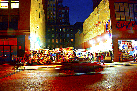 NY-Outdoor_Flea_Market_in_Greenwich_Village_at_night-03.jpg