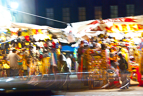 NY-Outdoor_Flea_Market_in_Greenwich_Village_at_night-06.jpg