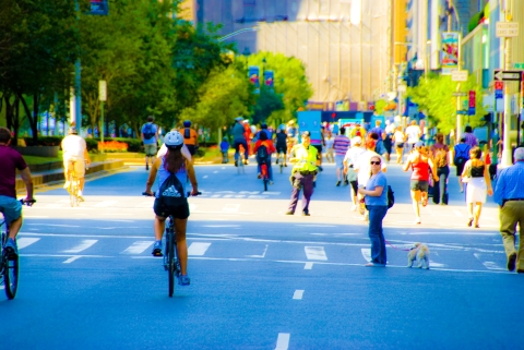 NY-Park_Avenue_Summer_Streets-Girl_Watching-17.jpg