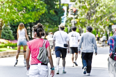 NY-Park_Avenue_Summer_Streets-Girl_Watching-19.jpg