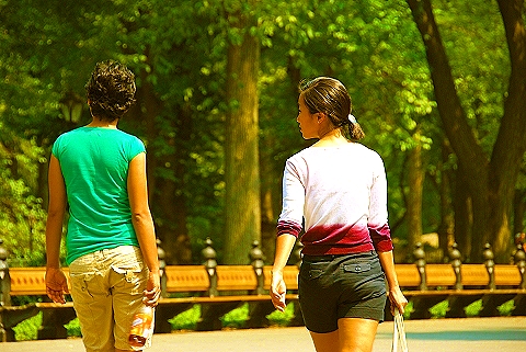 NY-People_in_Central_Park_on_a_Saturday_Morning-Summer-2008-16.JPG