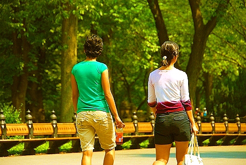 NY-People_in_Central_Park_on_a_Saturday_Morning-Summer-2008-18.JPG