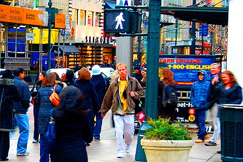 NY-People_in_Herald_Square-18.JPG
