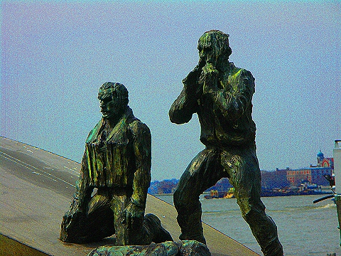 NY-Pier_A-American_Merchant_Marine_Memorial-03.jpg