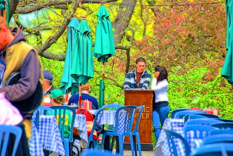 NY-Riverside_Park-08-West_79th_Street_Boat_Basin_Cafe.JPG