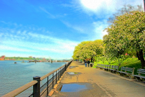 NY-Riverside_Park-21-Joggers-Cyclists_Strollers.JPG