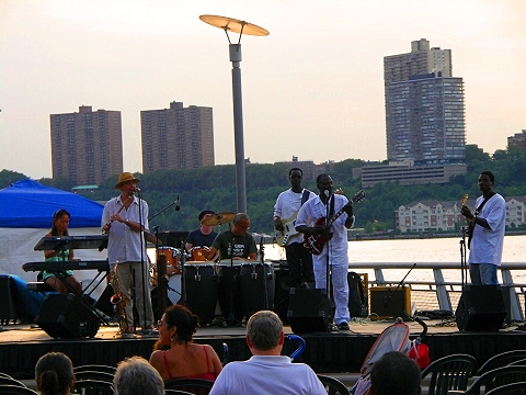 NY-Riverside_Park_South-Acoustic_Sundays-14.JPG