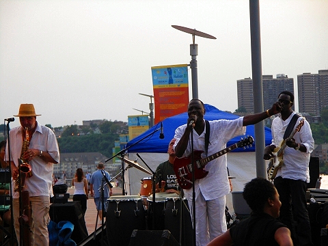 NY-Riverside_Park_South-Acoustic_Sundays-26.JPG