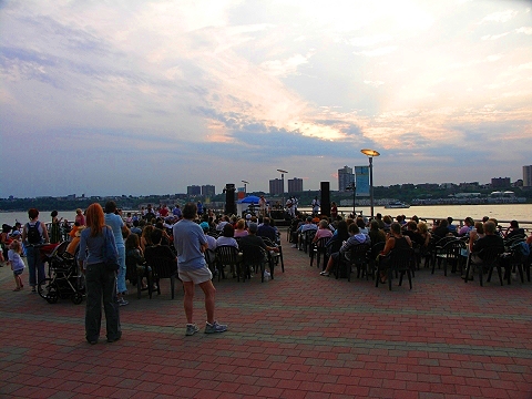 NY-Riverside_Park_South-Acoustic_Sundays-32.JPG