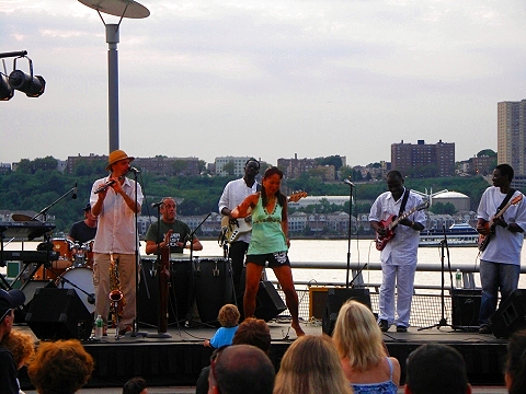 NY-Riverside_Park_South-Acoustic_Sundays-33.JPG