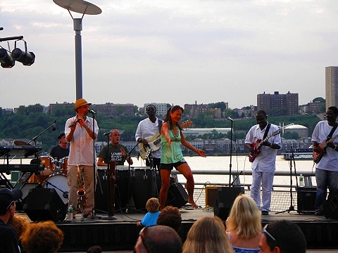 NY-Riverside_Park_South-Acoustic_Sundays-34.JPG