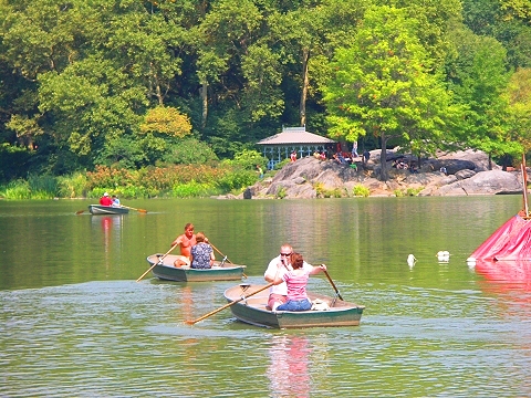 NY-Rowboats_in_Central_Park-08.JPG