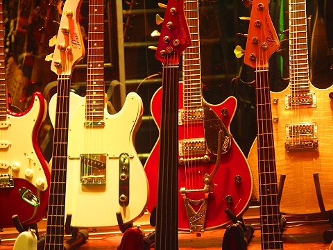 NY-Rudys_Music_Stop-48th_Between_6th_and_7th-02.JPG