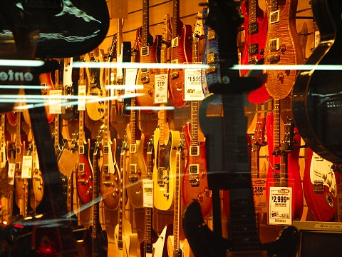 NY-Rudys_Music_Stop-48th_Between_6th_and_7th-04.JPG