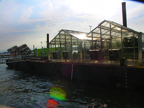 NY-Science_Barge-Riverside_South-10.JPG