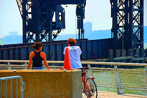 NY-Science_Barge-West_70th_Street_Pier-Summer-2008-10.JPG
