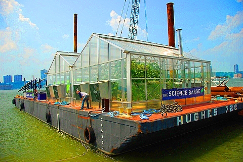 NY-Science_Barge-West_70th_Street_Pier-Summer-2008-20.JPG