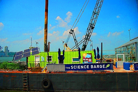 NY-Science_Barge-West_70th_Street_Pier-Summer-2008-22.JPG