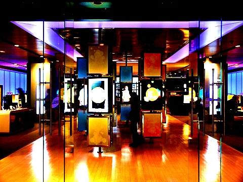 NY-Shops_at_Time_Warner_Center-06.JPG