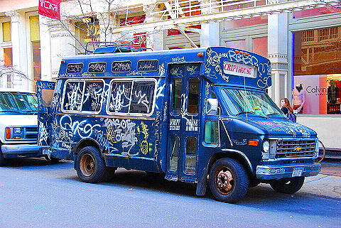 NY-Soho-031-Graffiti_Van-Signs_and_Window_Shots.JPG