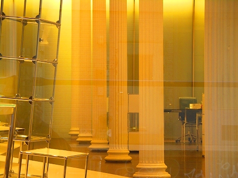 NY-SoHo-Greene_Street-Windows-03.JPG