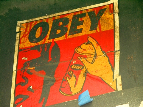 NY-Soho-Make_Art_Not_War-14.JPG