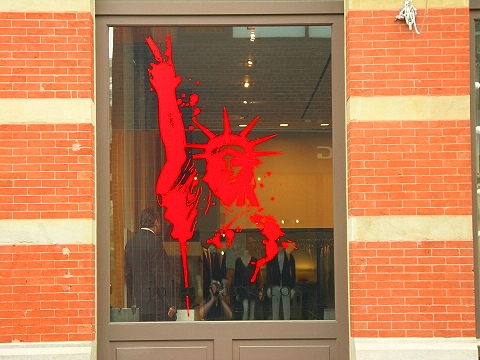 NY-Soho-Make_Art_Not_War-16.JPG