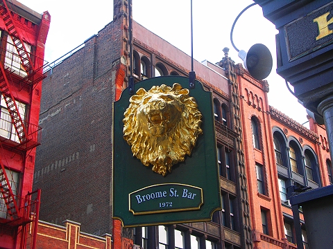 NY-Soho_Signs-Broome_Street_Bar.JPG