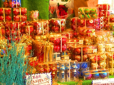 NY-Soho_Square_Christmas_Tree_Farm-04.JPG