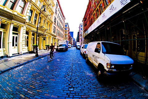 NY-Soho-Window_Shopping-12.jpg