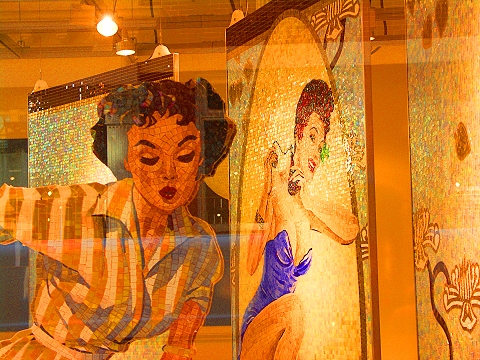 NY-Soho_Windows_and_Graffiti-48-Sicis.JPG