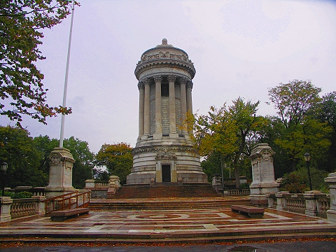 NY-Soldiers_and_Sailors_Monument-Riverside_Park-20.JPG