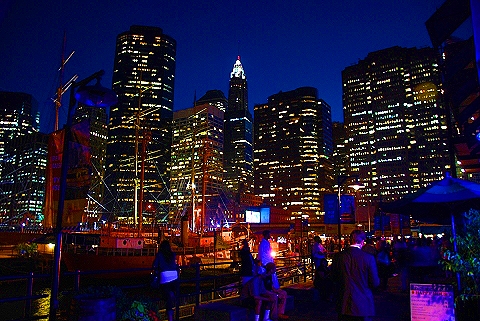 NY-South_Street_Seaport-Fulton_St-02.JPG