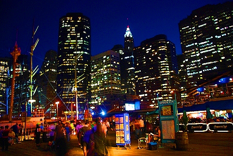 NY-South_Street_Seaport-Fulton_St-04.JPG