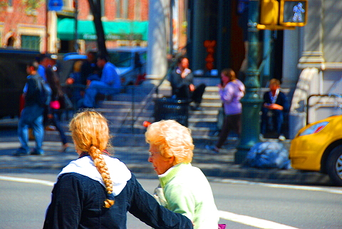 NY-Springtime_in_The_West_Village-People-Watching-24.JPG