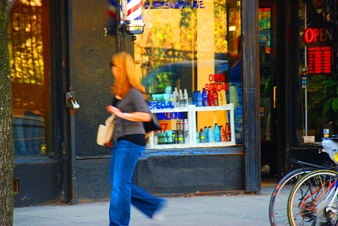 NY-Springtime_in_The_West_Village-People-Watching-37.JPG