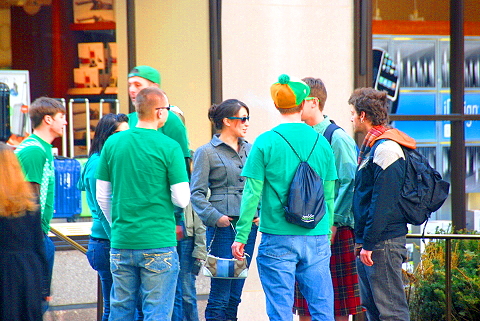 NY-St_Patricks_Day_on_Fifth_Avenue-02.JPG