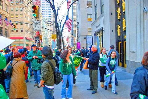 NY-St_Patricks_Day_on_Fifth_Avenue-06.JPG