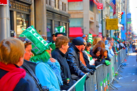 NY-St_Patricks_Day_on_Fifth_Avenue-09.JPG