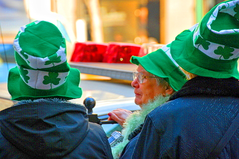 NY-St_Patricks_Day_on_Fifth_Avenue-10.JPG