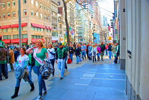 NY-St_Patricks_Day_on_Fifth_Avenue-17.JPG
