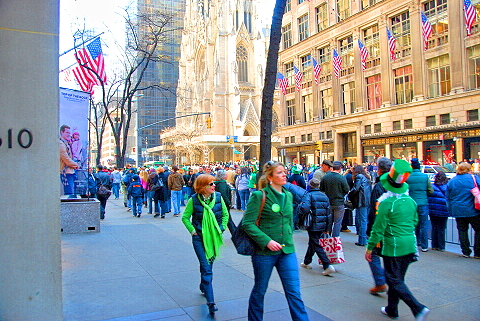 NY-St_Patricks_Day_on_Fifth_Avenue-18.JPG