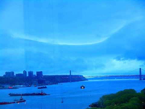 NY-Storm_Clouds_over_The_Hudson-GWB-1.JPG