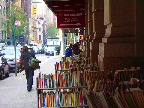 NY-Strand_Book_Store-12th_and_Broadway-04.JPG