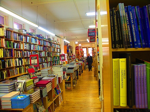 NY-Strand_Book_Store-12th_and_Broadway-12.JPG
