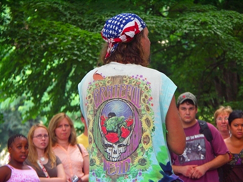 NY-Strawberry_Fields-Central_Park-Mayor_of_Strawberry_Fields-07.JPG